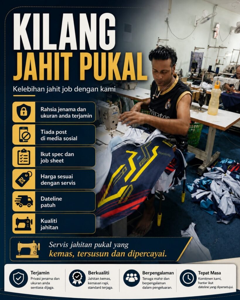 Tukang jahit menghasilkan tempahan pukal di kilang Saudagar Printing Malaysia